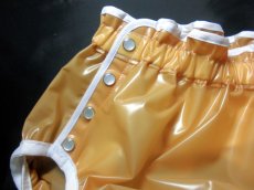 Ｌサイズ以上は四段ホックＳ〜Ｍは三段ホックになります
